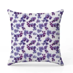 Aquarelle petites fleurs de printemps violet - Fond blanc