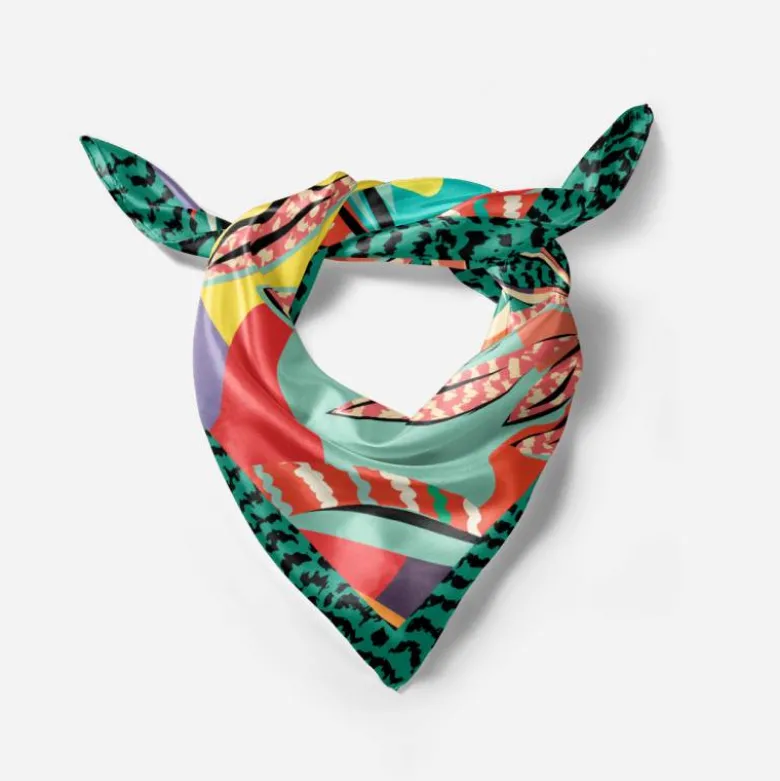 Coupon pour foulard motif dessin feuilles tropicales