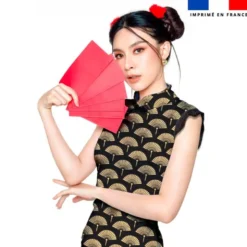 Eventail chinois beige - Fond noir