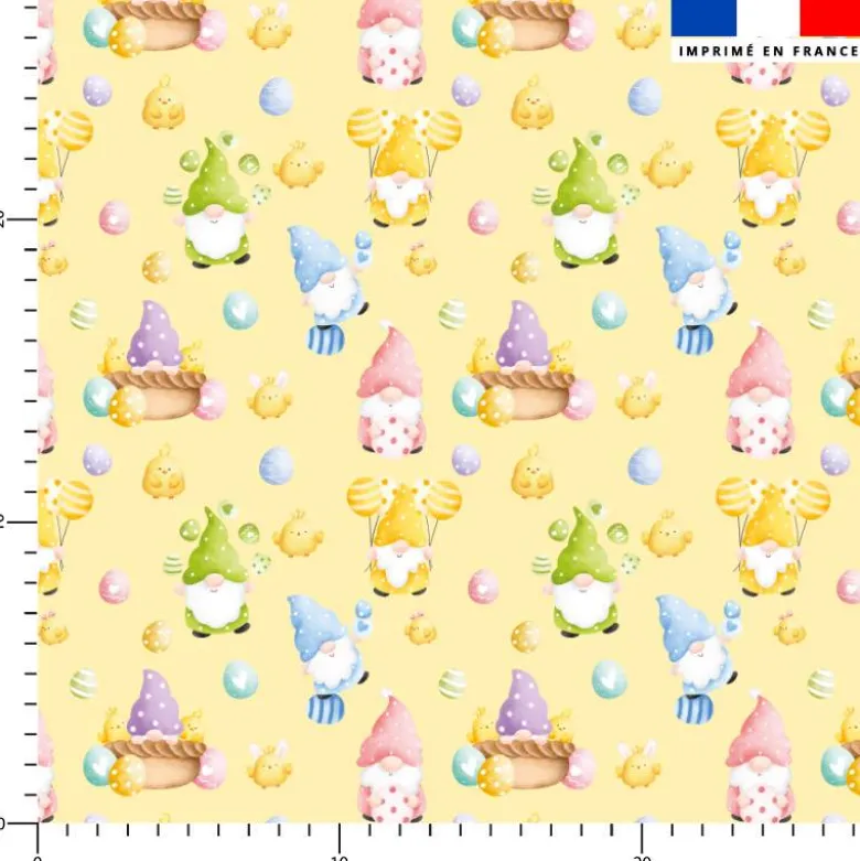 Gnome et oeufs de Pâques - Fond jaune pastel