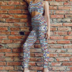 Lycra motif forme abstraite multicolore - Création Lita Blanc