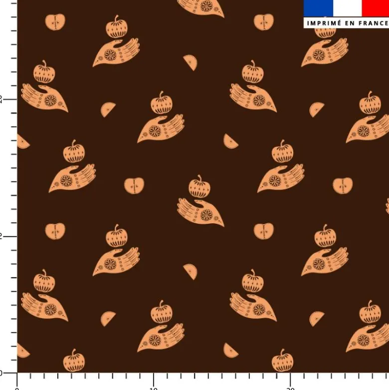 Main et pomme ethnique orange - Fond marron