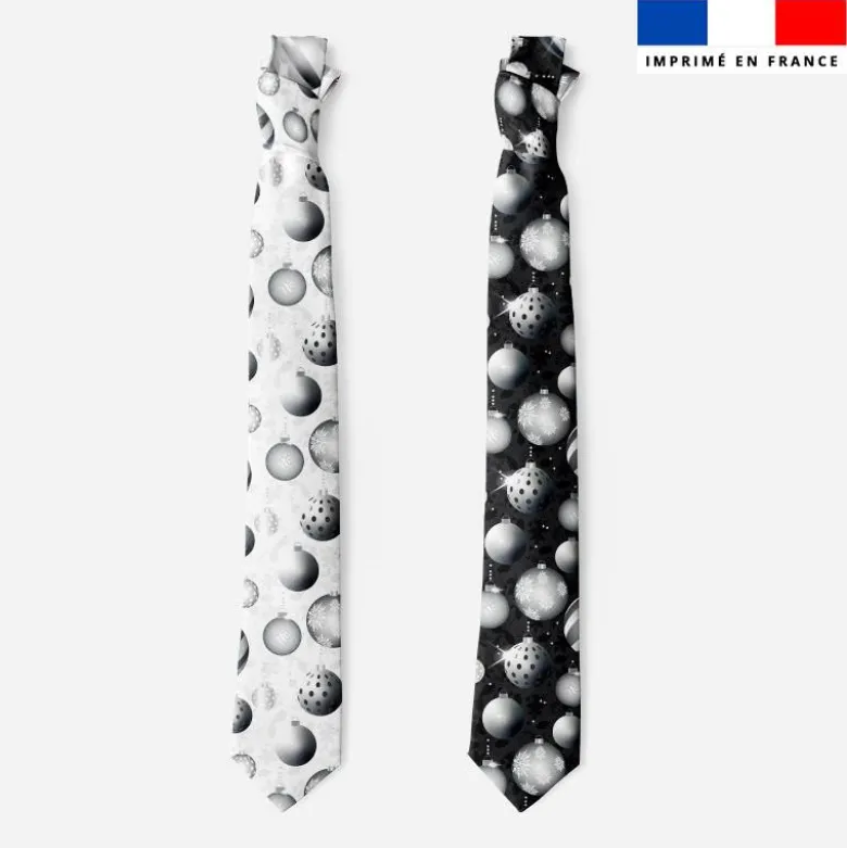 Patron cravate réversible motif boules de Noel