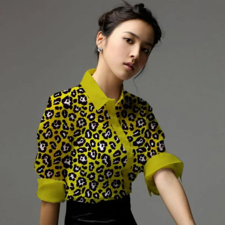 Satin imprimé léopard jaune