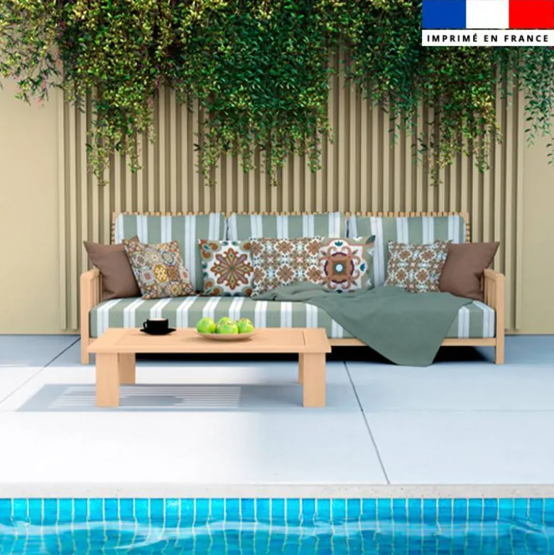 Tissu imperméable motif carreaux de ciment terracotta et vert sauge