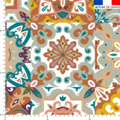 Tissu imperméable motif patchwork carreaux de ciment terracotta vert et ocre