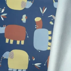 Tissu imperméable type ciré bleu motif hippopotame