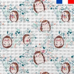 Tissu nid d'abeille motif hérisson et feuilles de printemps