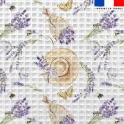 Tissu nid d'abeille motif lavande et chapeau de paille