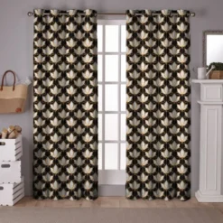Tissu occultant noir motif art déco lys